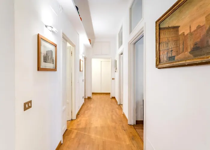 Apartment Maison Regola, Styilish In Campo De Fiori Rome